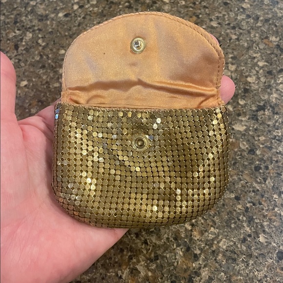 WHITING & DAVIS Vintage Gold Tone Metal Mesh Coin Purse - Picture 7 of 10